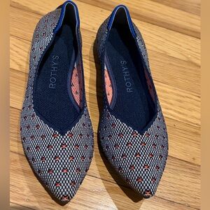 Rothy's the Point Sz 7